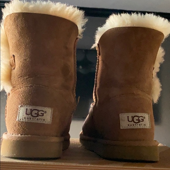 Ugg boots - Picture 2 of 7